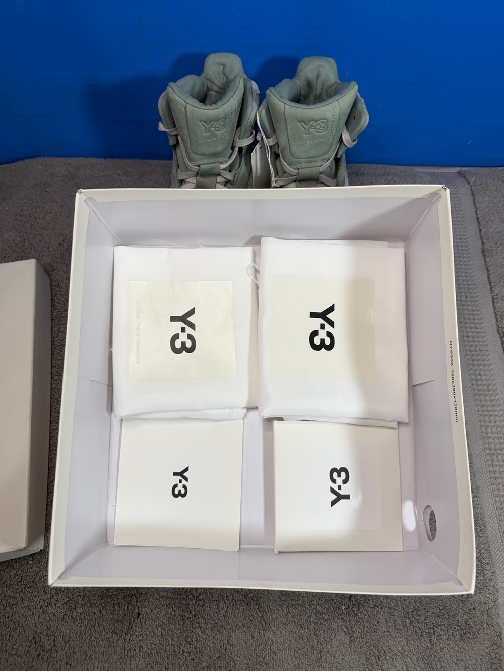 Adidas Y-3 GSG9
Brand new - Picture 8 of 11